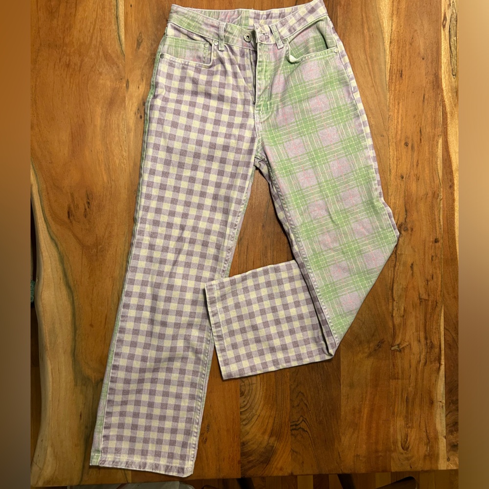 plaid patterned Ragged Priest jeans. green and purple W26